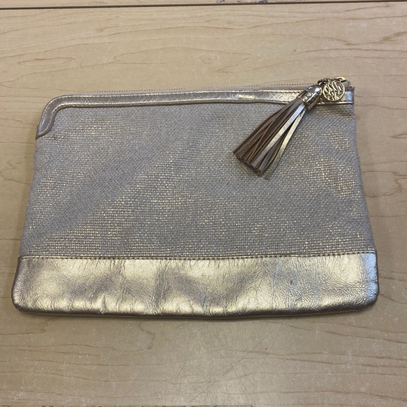 Lilly Pulitzer Handbags - Metallic gold Lilly Pulltizer bag.